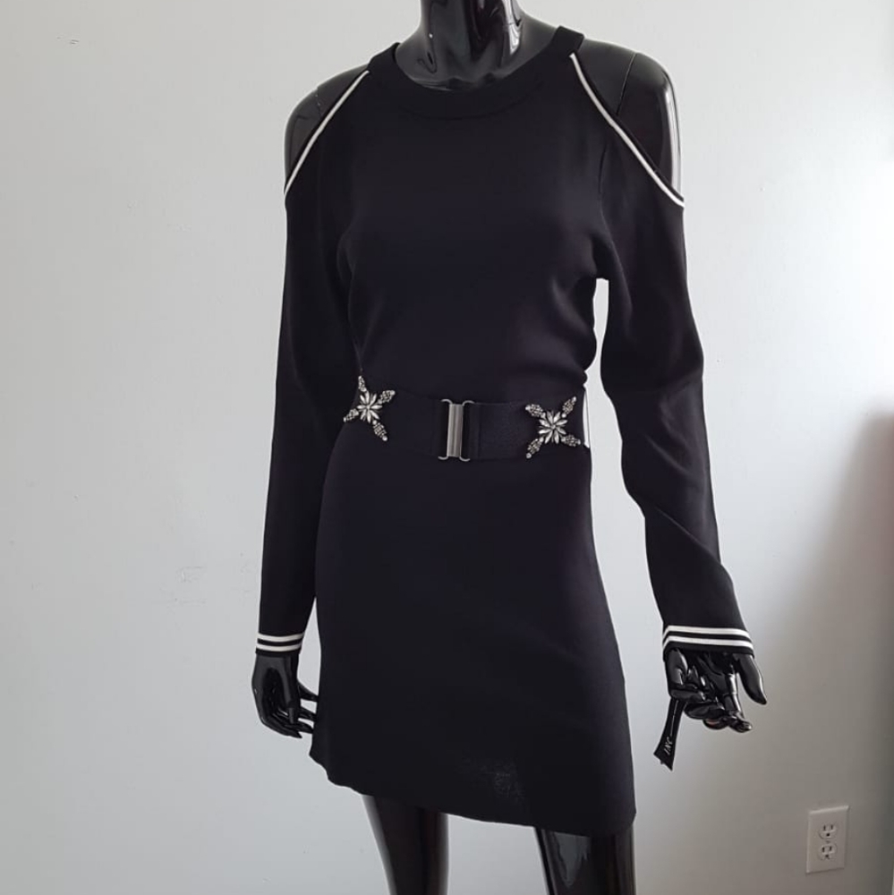 INC FitOnPoint Stunning Shoulderless Dress Top (J)